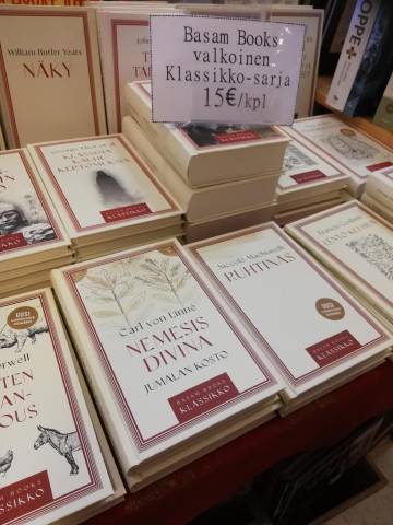 BASAM BOOKSIN KLASSIKKOSARJAA MYYNNISSÄ