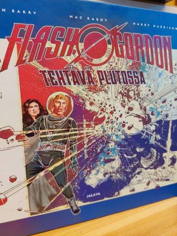 Salama Gordon sentään!